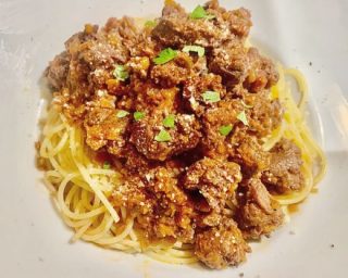 おはようございます。
本日27日は美容室、カフェ共に営業をしております。
カフェは14時半までの営業となります。
ご来店をお待ちしております☕️

#新宿三丁目　#カフェ　#ランチ　#パスタ
#テイクアウト